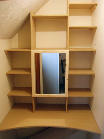 alcove dresser